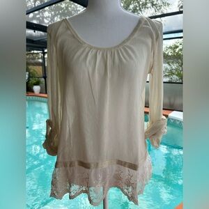 🔴2/$10 Cream Sheer Blouse with Lace Hem